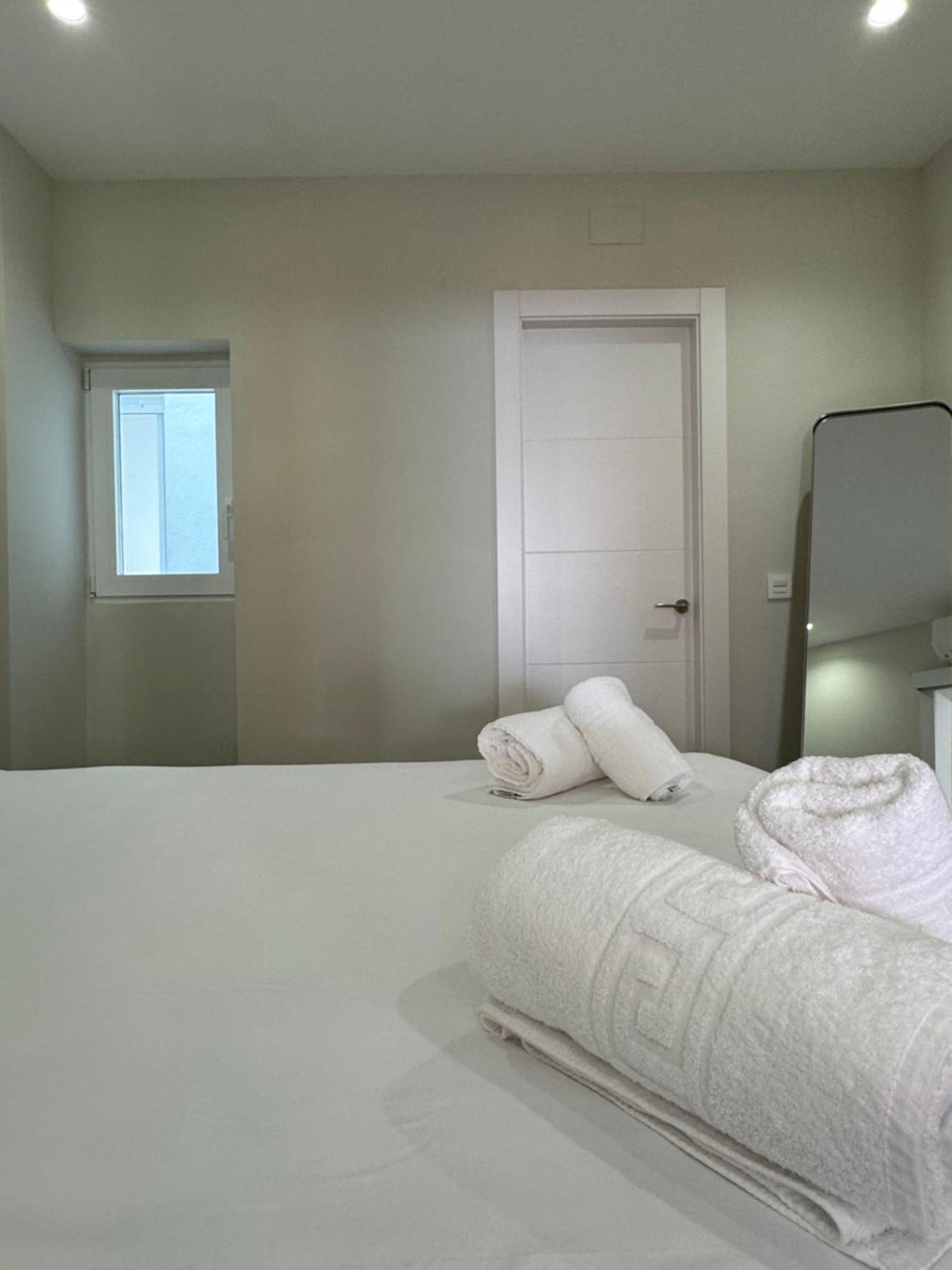 Navas 202 Elegant Suite Granada Esterno foto